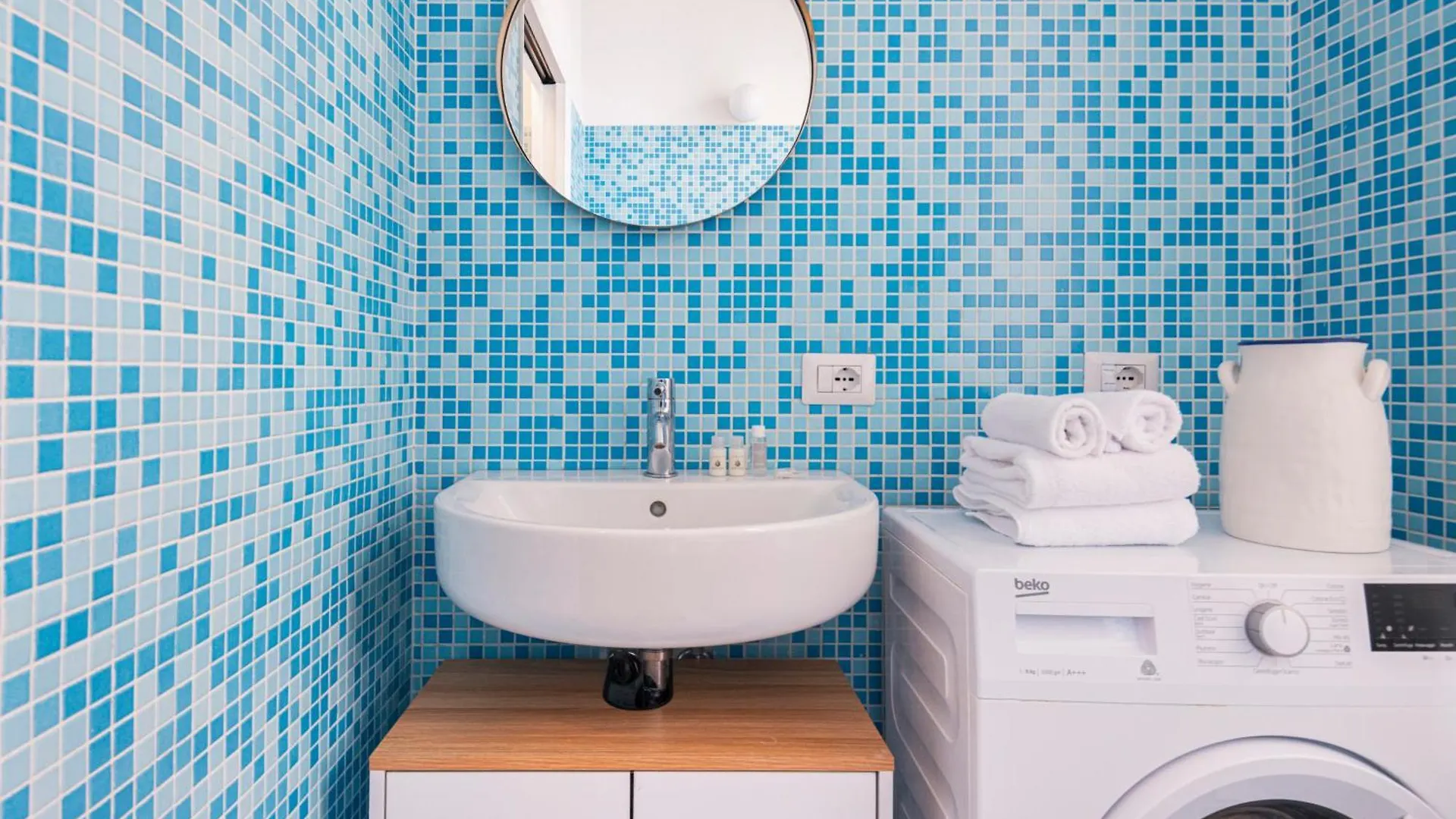 Апартаменты Gorgeous Flat In The Design District Милан